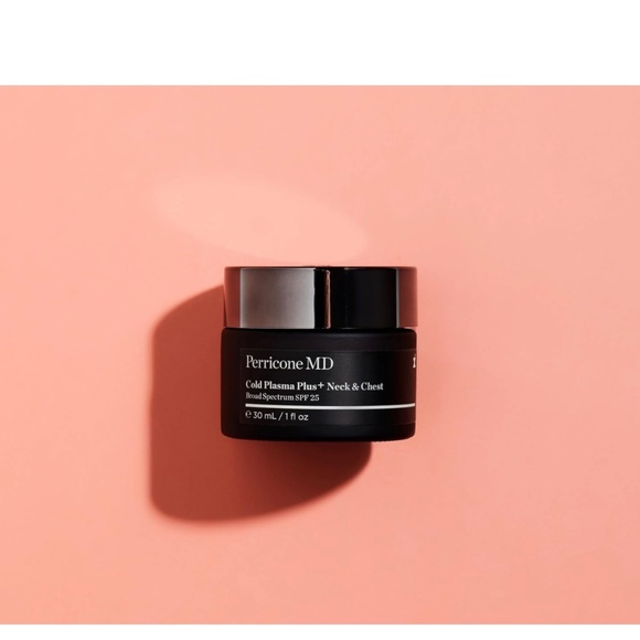 Perricone MD Cold Plasma Plus+ Neck & Chest Broad Spectrum Moisturizer - Picture 5 of 7